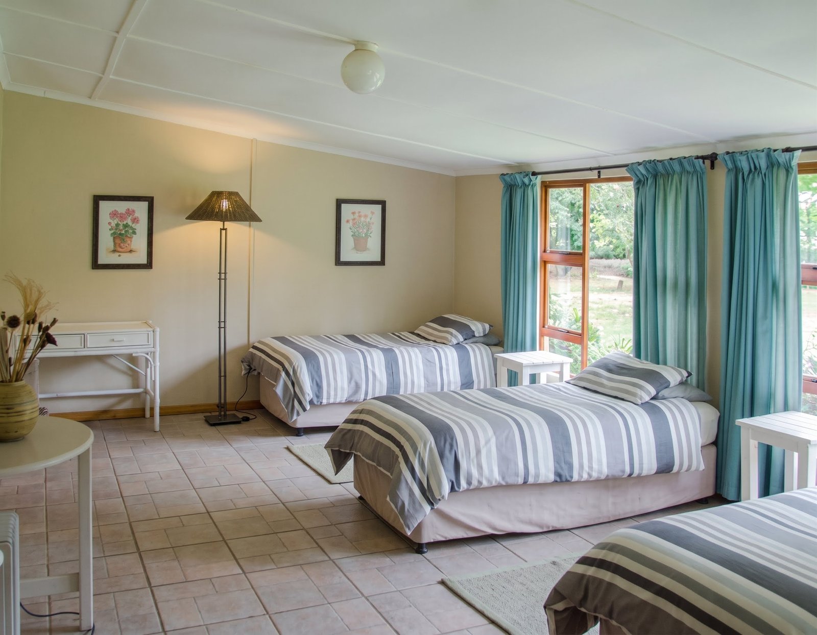 One of the twin rooms at Hoopoe